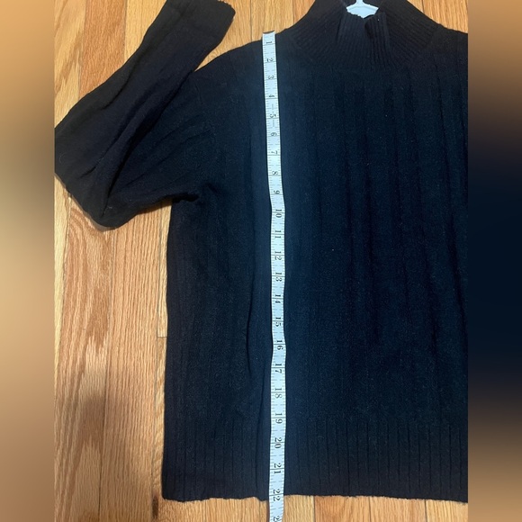 J. Crew ribbed mock neck sweater in supersoft yarn black women’s size XS. - Picture 10 of 10